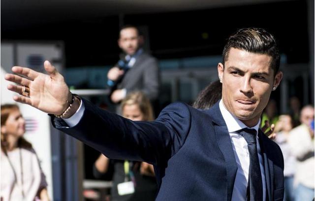 30分8板8助，詹姆斯依然是NBA顶级巨星中的定海神针