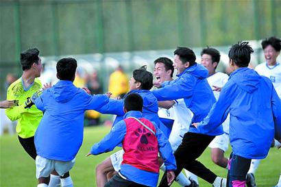 阿森纳0-0闷平利物浦！5连胜被终结，仍6分领跑英超，三叉戟哑火