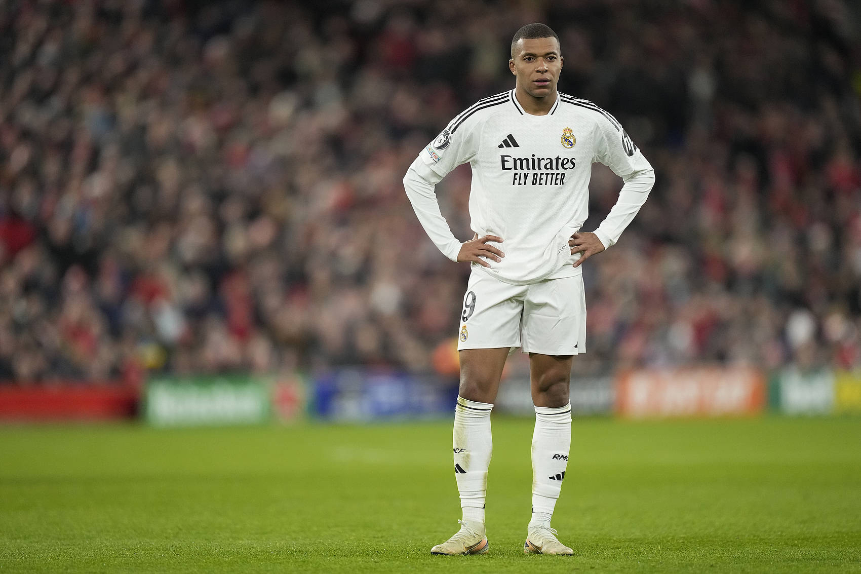 《魔兽大作战》登顶多国IOS免费榜 日收入超700万元！