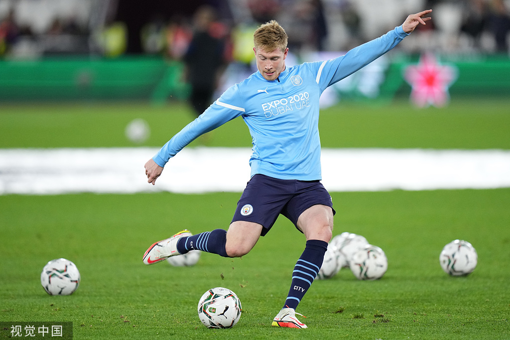 掘金迎战雄鹿前瞻：阵容受损主场挑战，字母哥率队冲击连胜